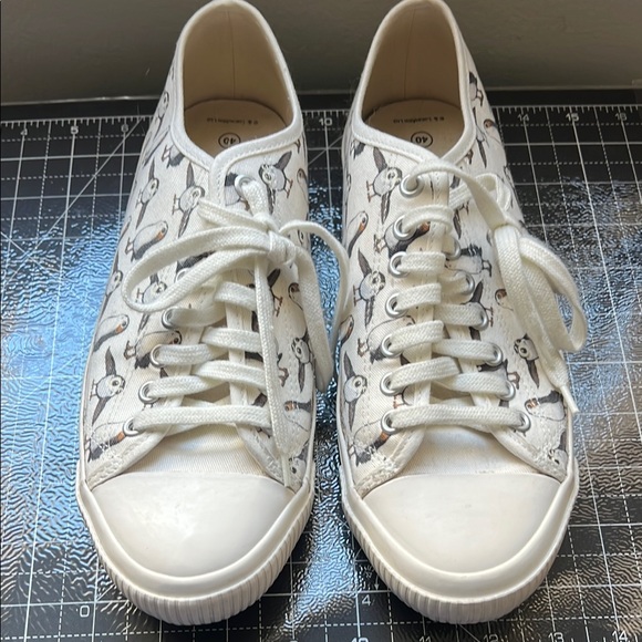 Star Wars Shoes - White Penguin Print Sneakers Star Wars